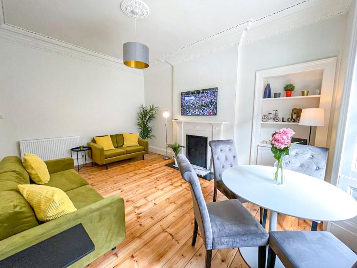 Desirable 2 Bed Near Castle Апартаменты