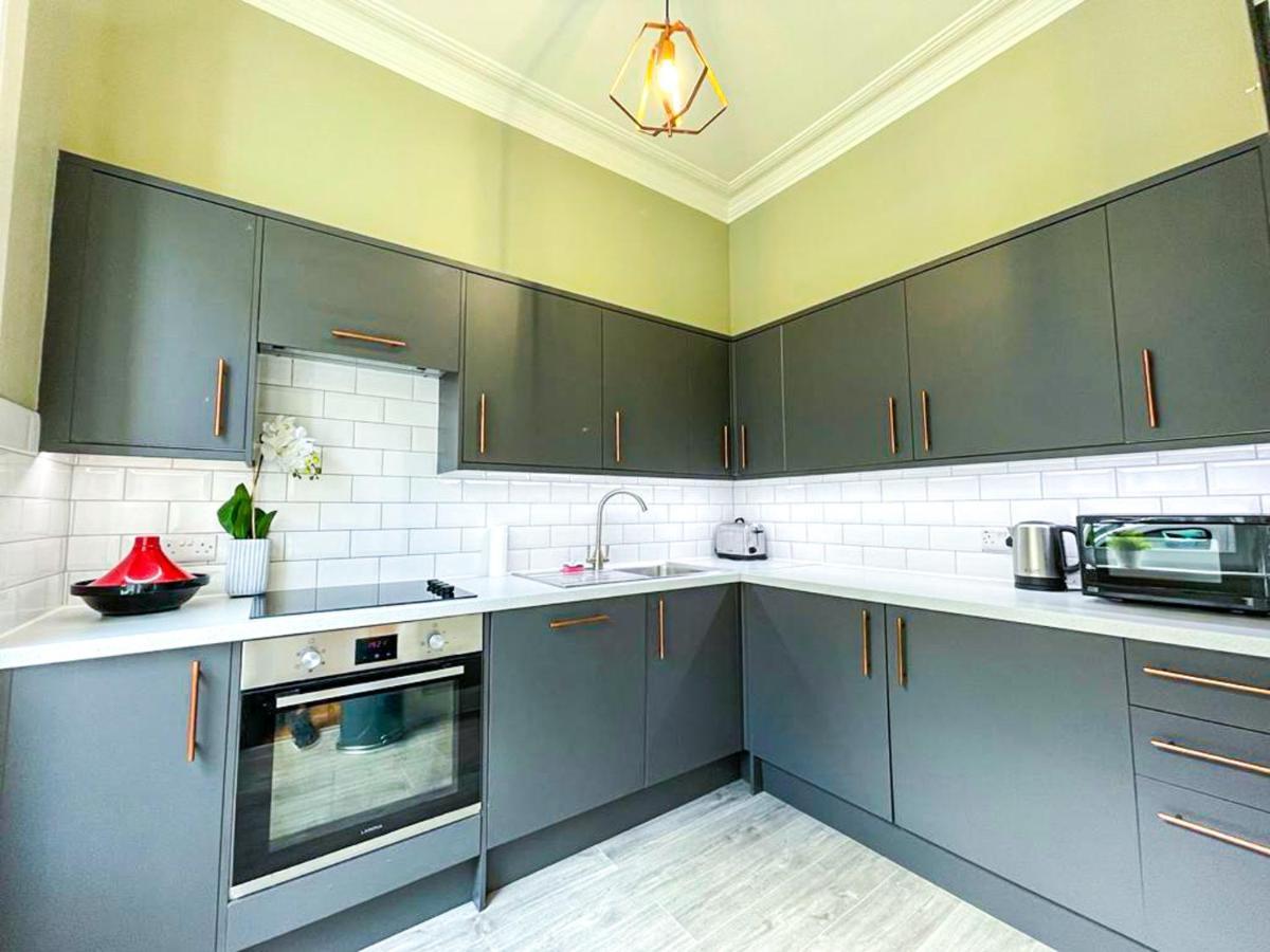 Desirable 2 Bed Near Castle Апартаменты