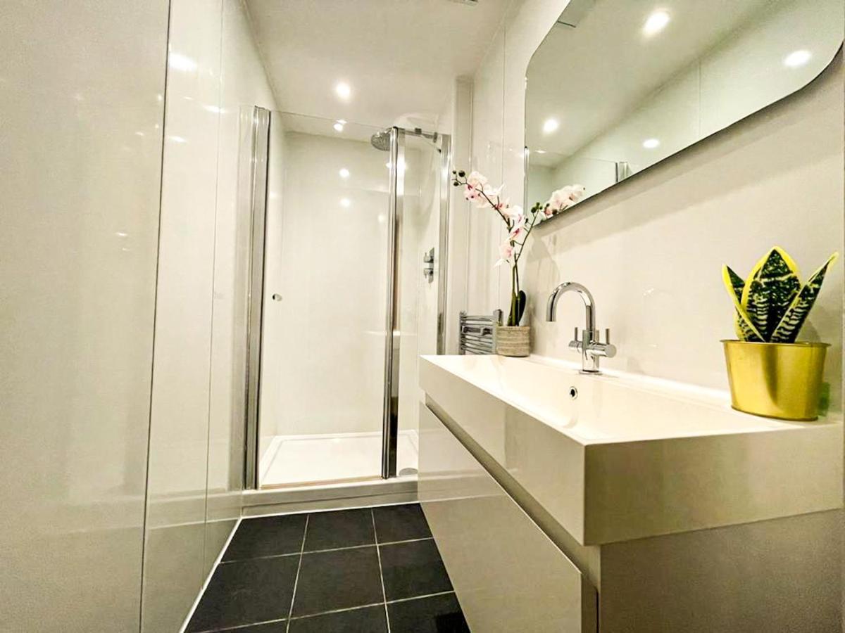 Апартаменты Desirable 2 Bed Near Castle Эдинбург